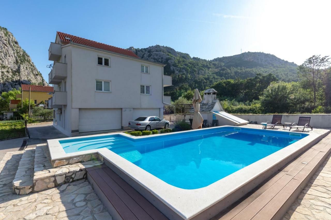 Apartments Bubalo Omiš Kültér fotó