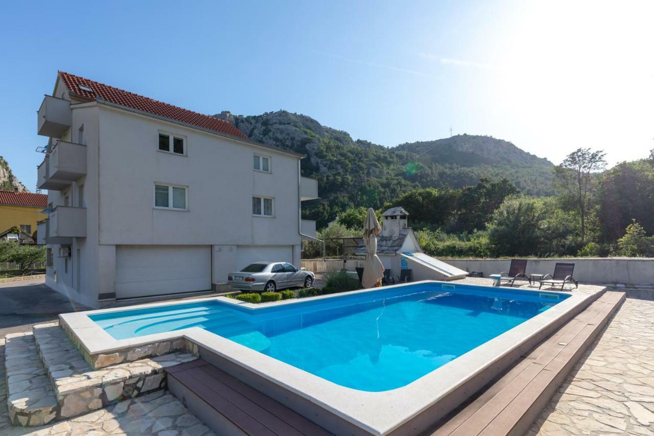 Apartments Bubalo Omiš Kültér fotó