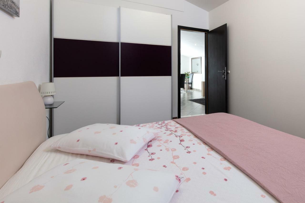 Apartments Bubalo Omiš Kültér fotó