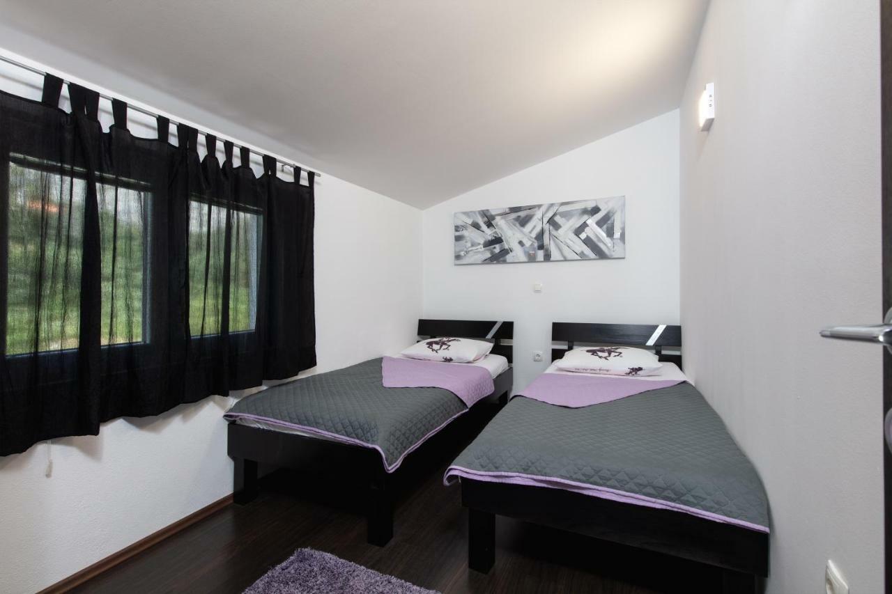 Apartments Bubalo Omiš Kültér fotó